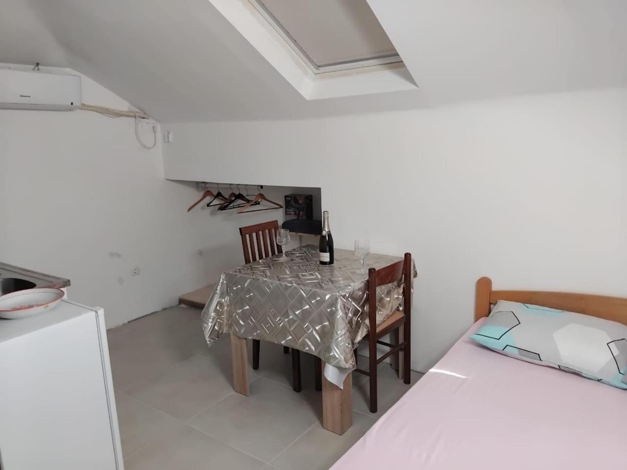 Apartments Maki Тиват Экстерьер фото